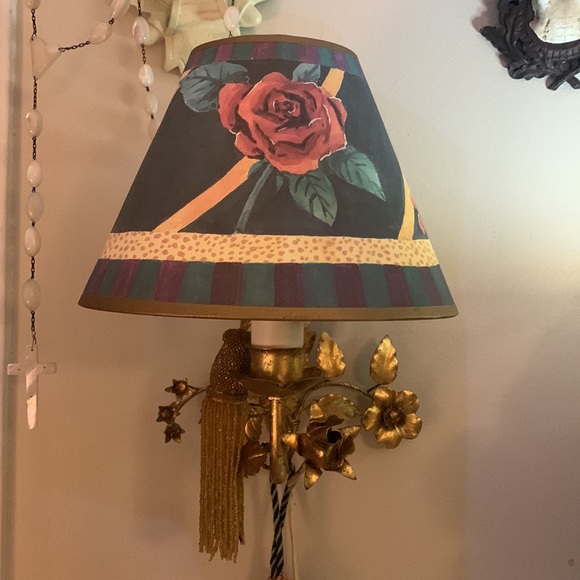 RARE Mackenzie Child’s medium sized floral lampshade EUC - Picture 2 of 10